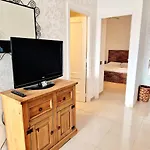 Golf Park , 1 Bedroom Pool View Vakantiehuis
