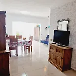 Golf Park , 1 Bedroom Pool View Vakantiehuis *