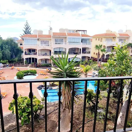 Golf Park , 1 Bedroom Pool View Casa de Férias *